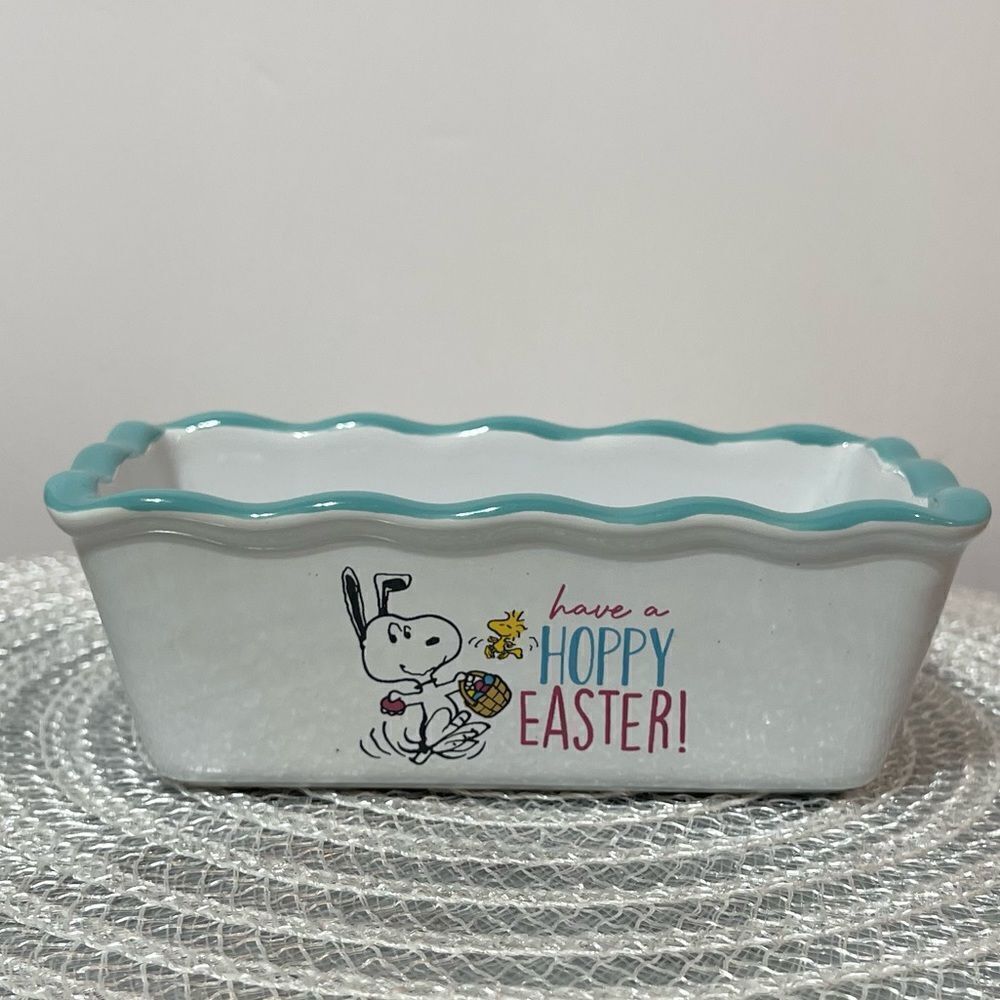 Peanuts Snoopy Mini Loaf Pan NWT